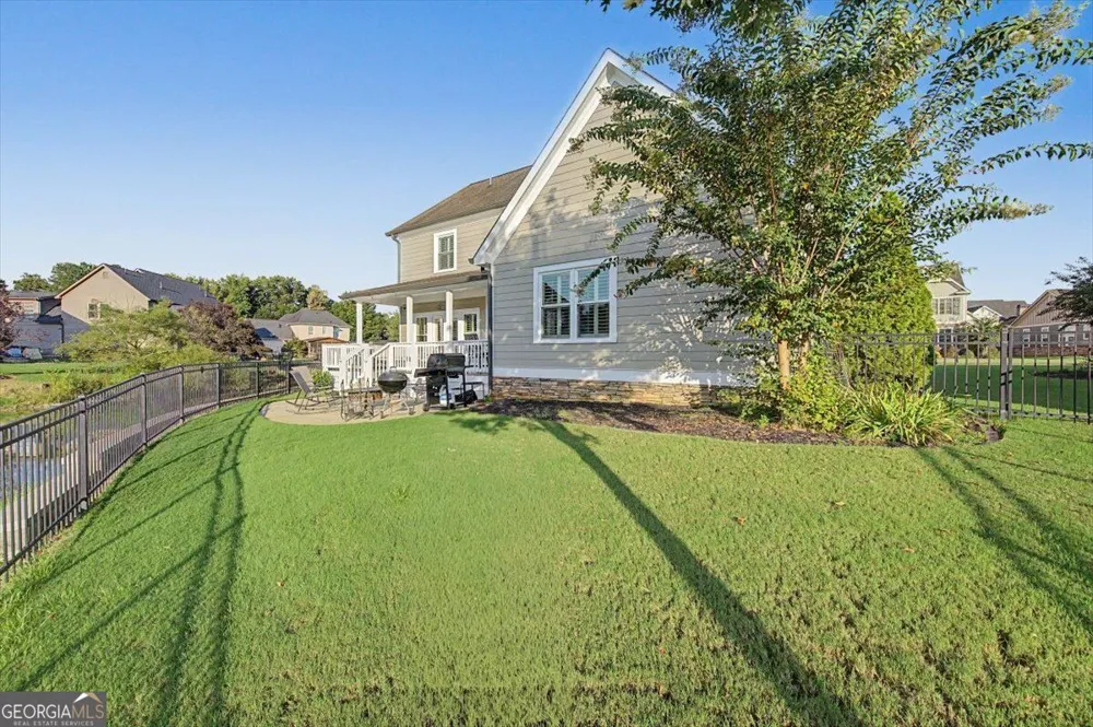 38 Grove Park CIR Cartersville, GA 30120