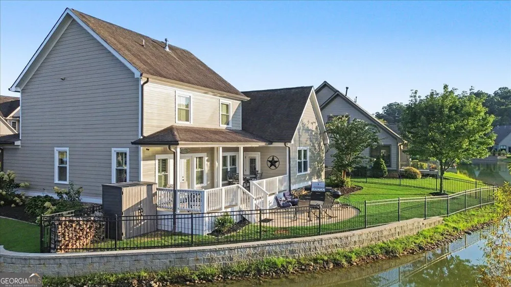 38 Grove Park CIR Cartersville, GA 30120