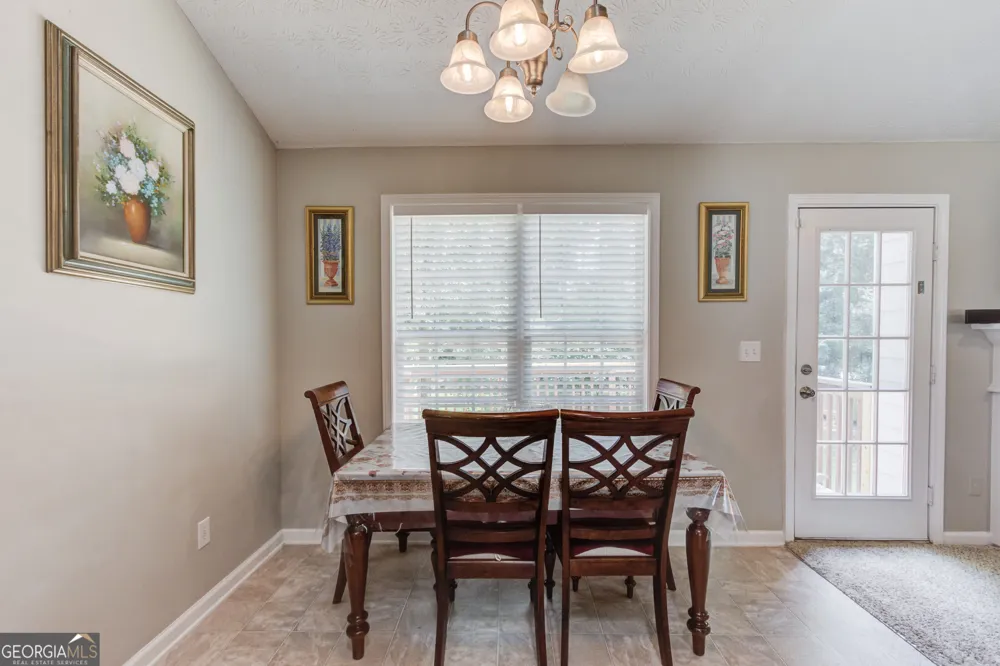 1143 Augustine DR Auburn, GA 30011