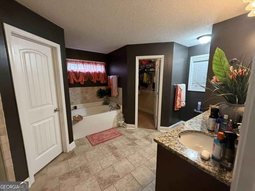 206 Lasso DR Warner Robins, GA 31088