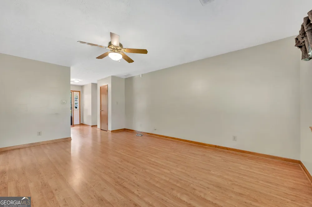 234 Glad Dale DR SE Conyers, GA 30094