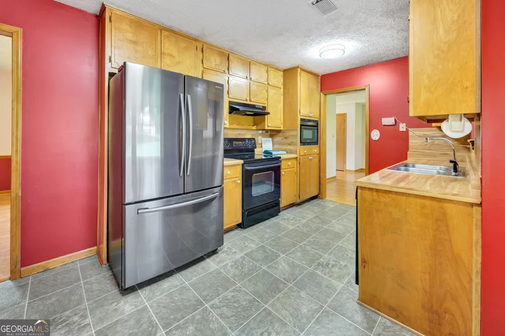 234 Glad Dale DR SE Conyers, GA 30094