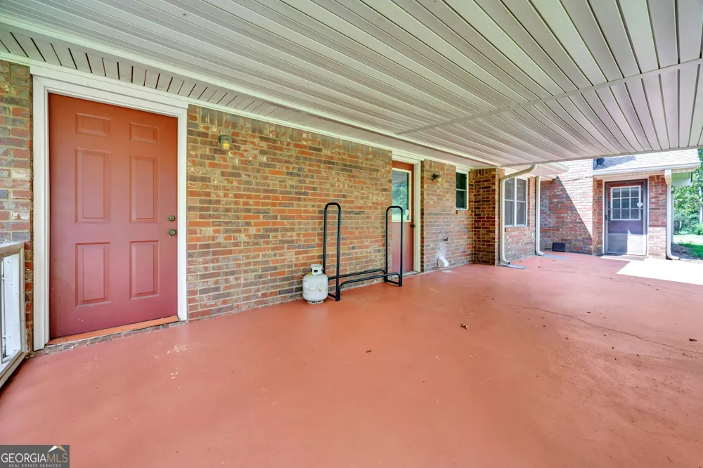 234 Glad Dale DR SE Conyers, GA 30094