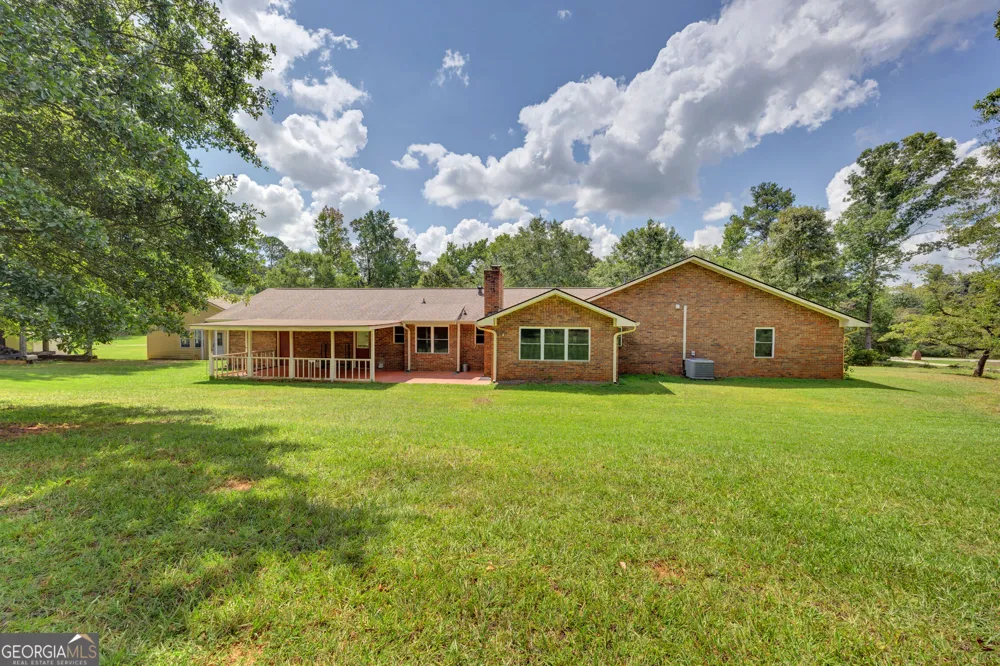 234 Glad Dale DR SE Conyers, GA 30094