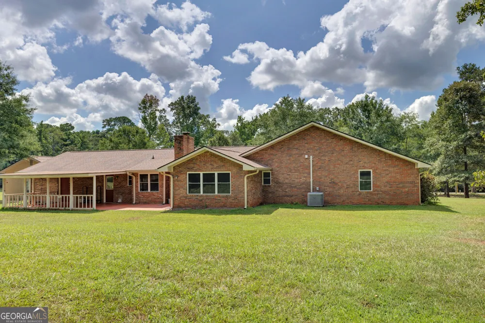 234 Glad Dale DR SE Conyers, GA 30094