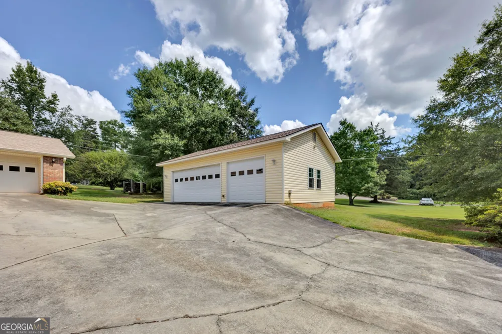 234 Glad Dale DR SE Conyers, GA 30094