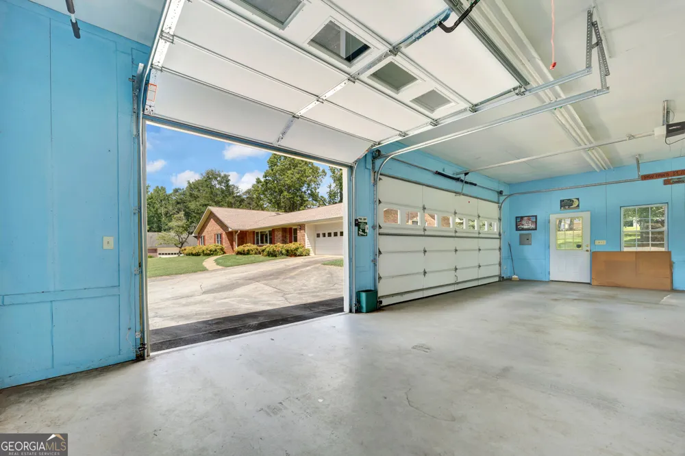 234 Glad Dale DR SE Conyers, GA 30094