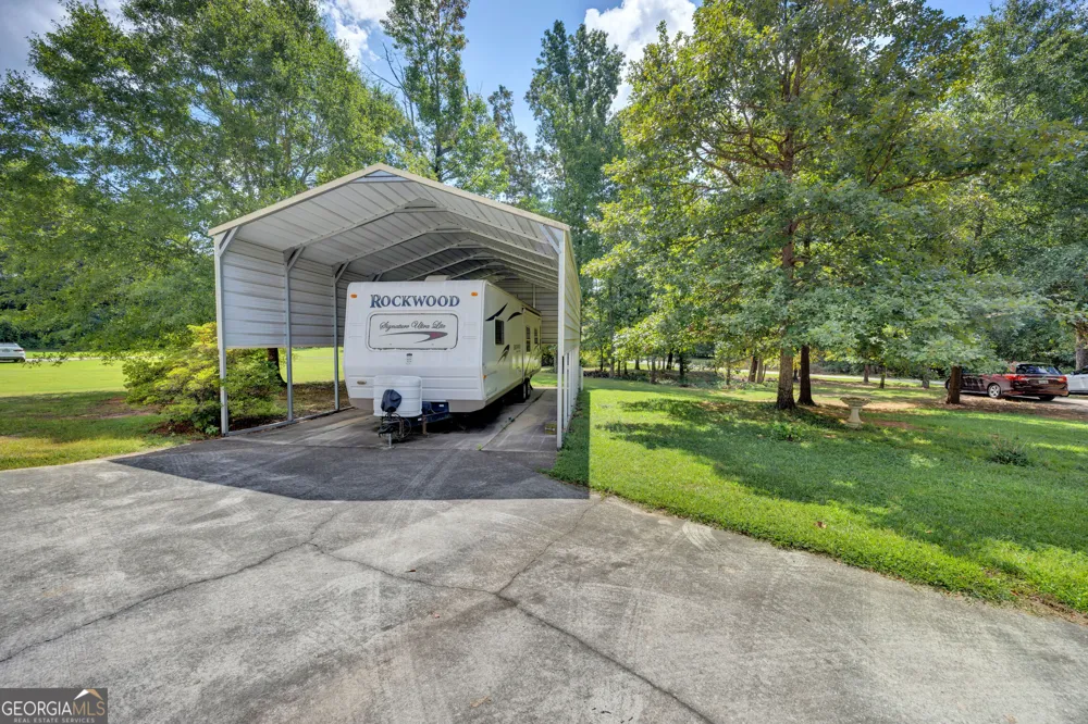234 Glad Dale DR SE Conyers, GA 30094