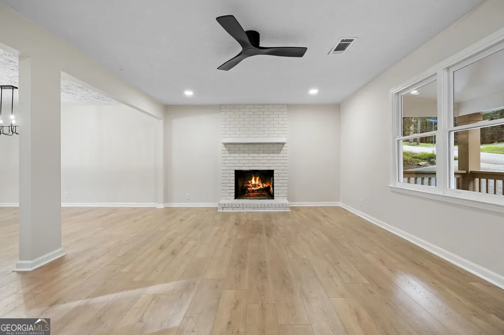 63 Moss RD Dawsonville, GA 30534