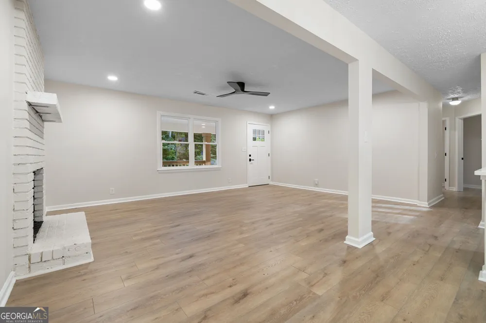 63 Moss RD Dawsonville, GA 30534