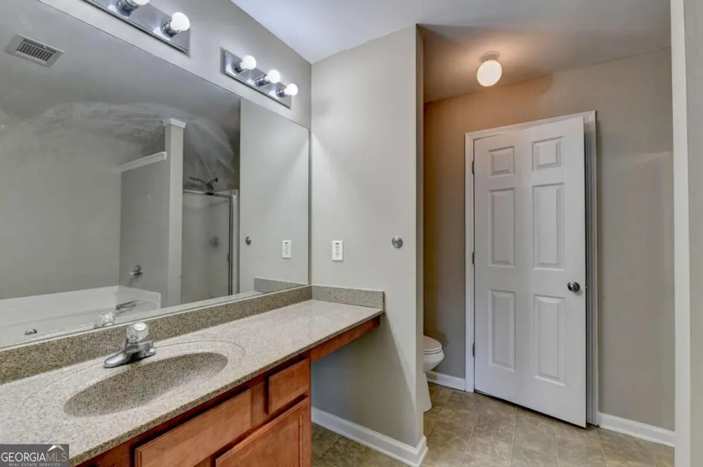 2152 Executive DR Duluth, GA 30096