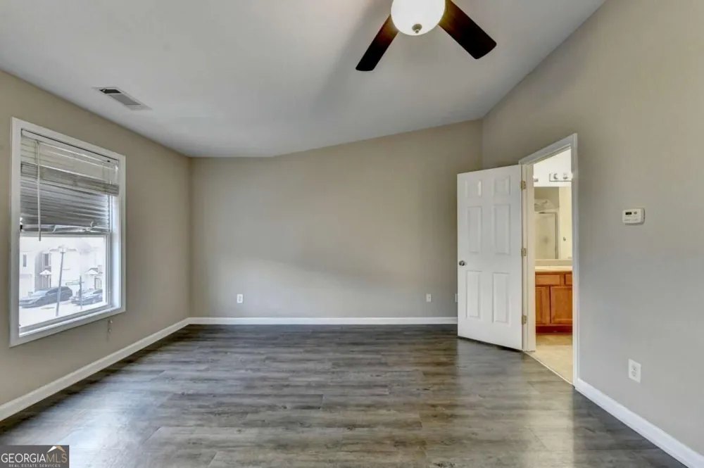 2152 Executive DR Duluth, GA 30096