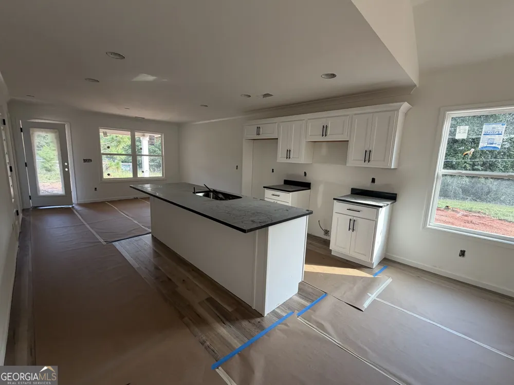 73 Whatley RD Griffin, GA 30224
