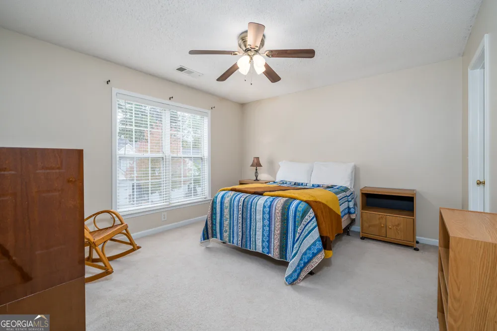 129 Regent PL Woodstock, GA 30188