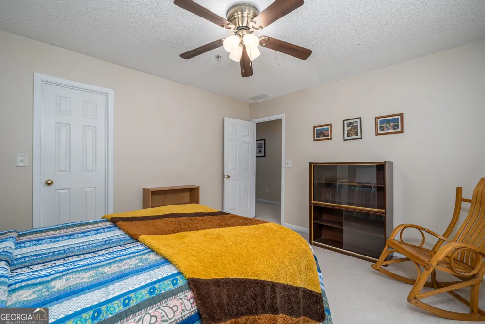 129 Regent PL Woodstock, GA 30188