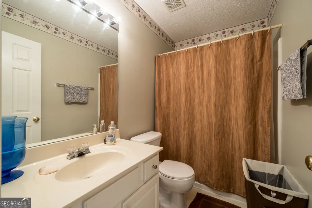 129 Regent PL Woodstock, GA 30188