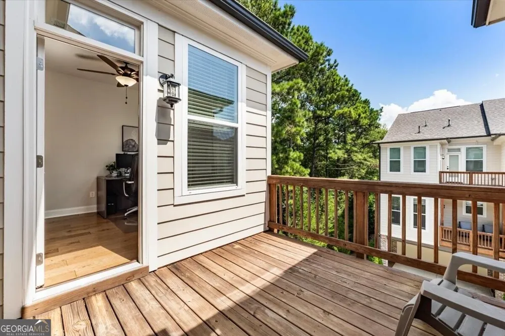124 Everley WALK Alpharetta, GA 30009