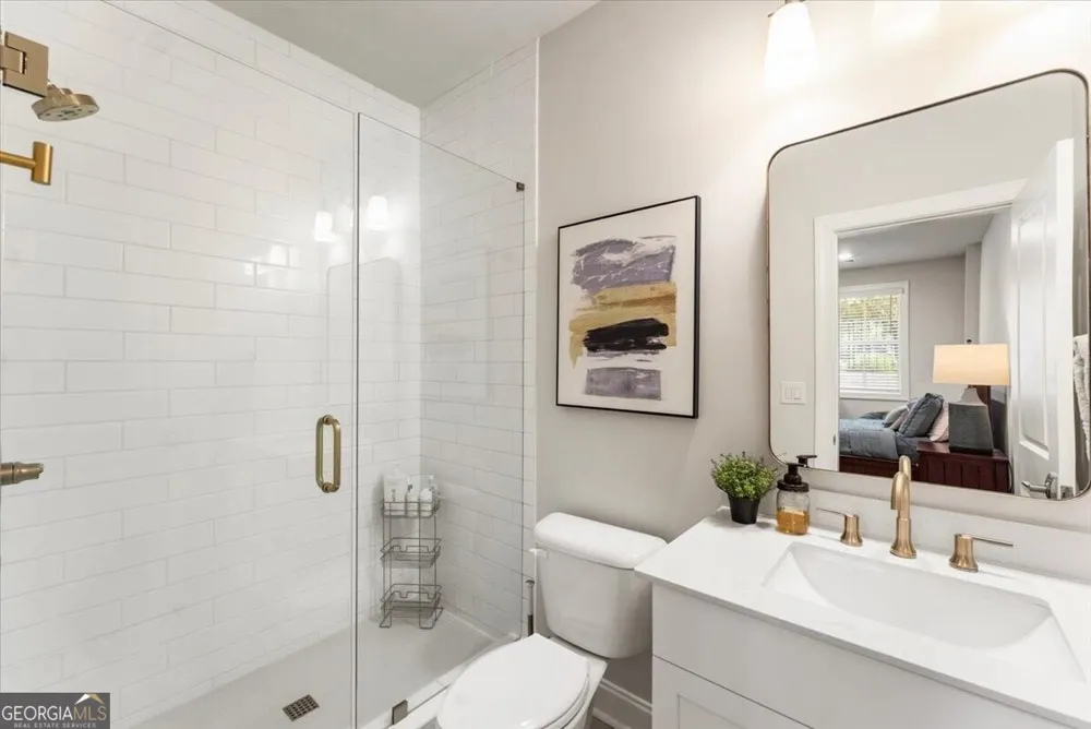 124 Everley WALK Alpharetta, GA 30009