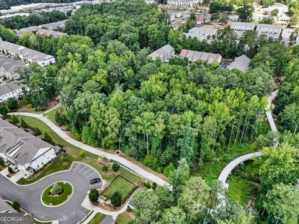 124 Everley WALK Alpharetta, GA 30009