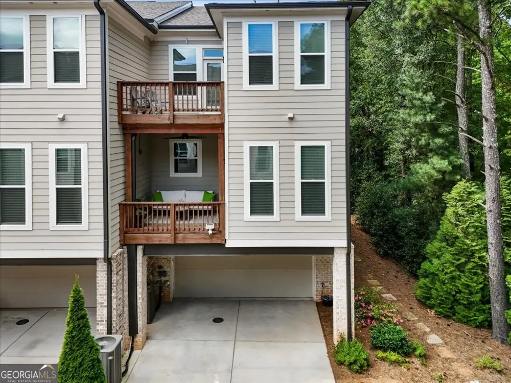 124 Everley WALK Alpharetta, GA 30009