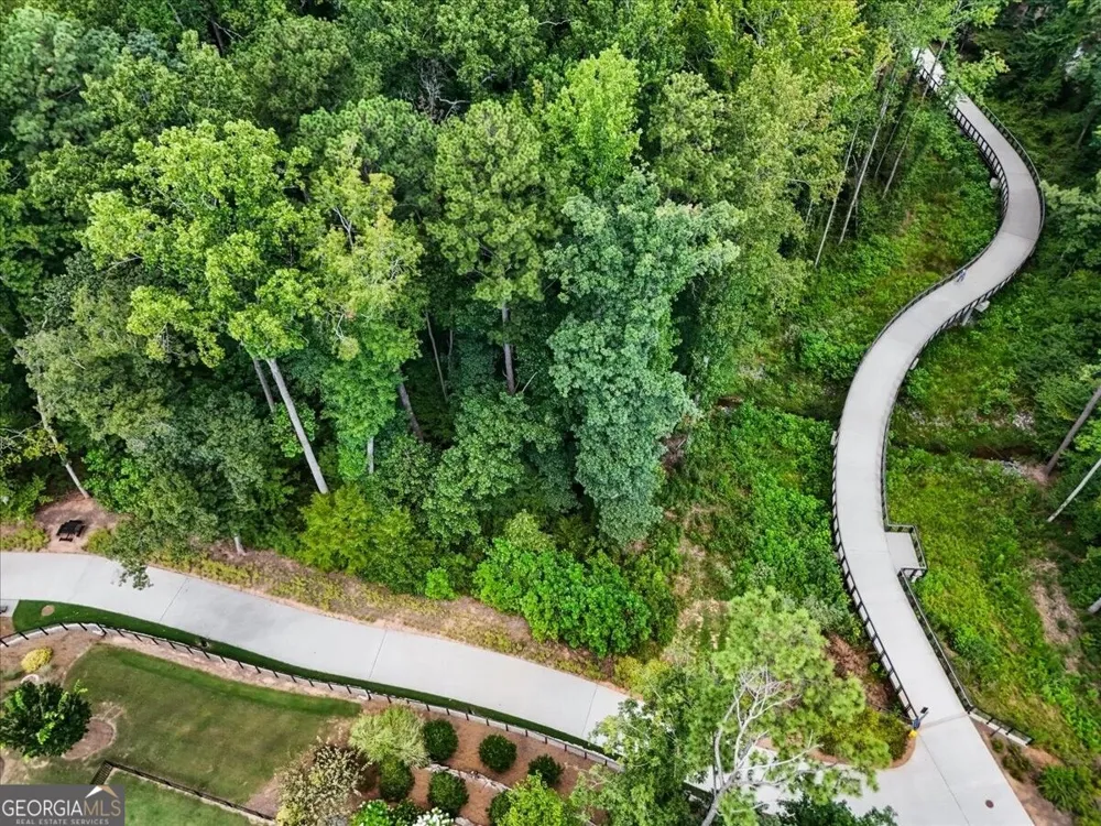 124 Everley WALK Alpharetta, GA 30009