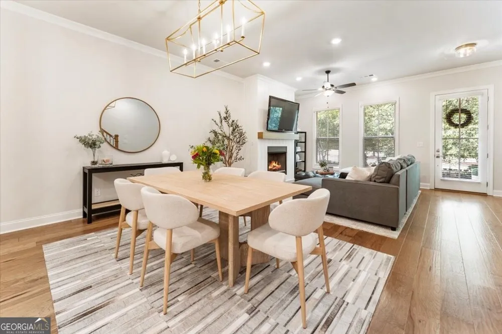 124 Everley WALK Alpharetta, GA 30009