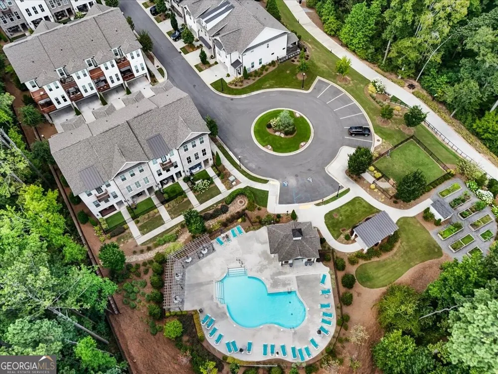 124 Everley WALK Alpharetta, GA 30009