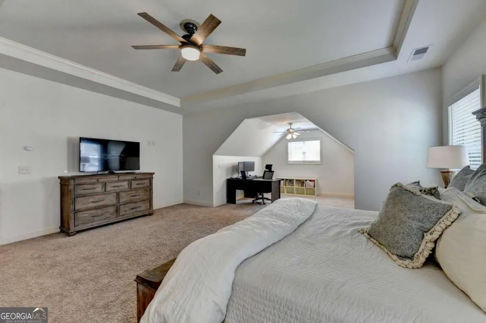 5691 Crest Hill DR Buford, GA 30518