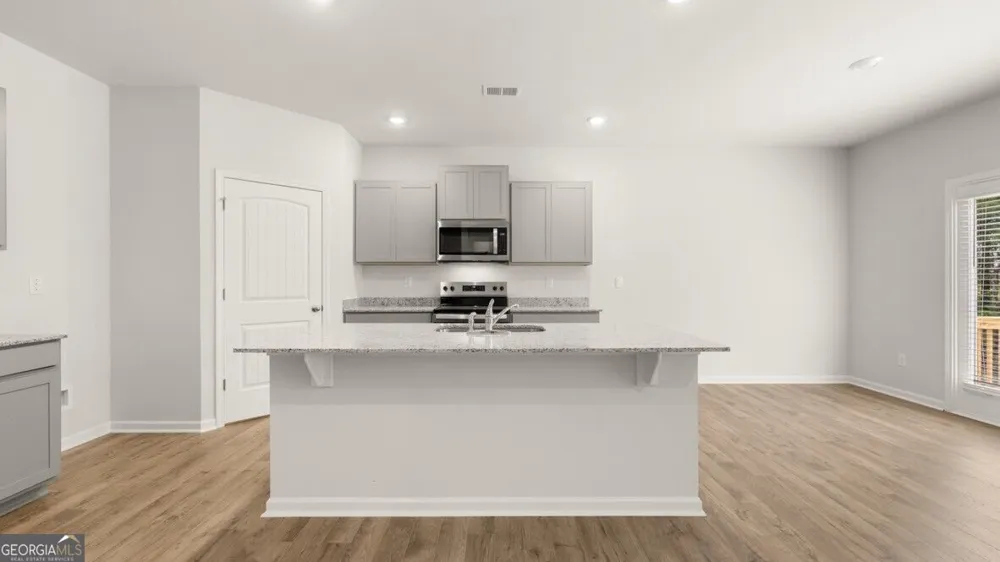 8156 Coldstream DR Fairburn, GA 30213