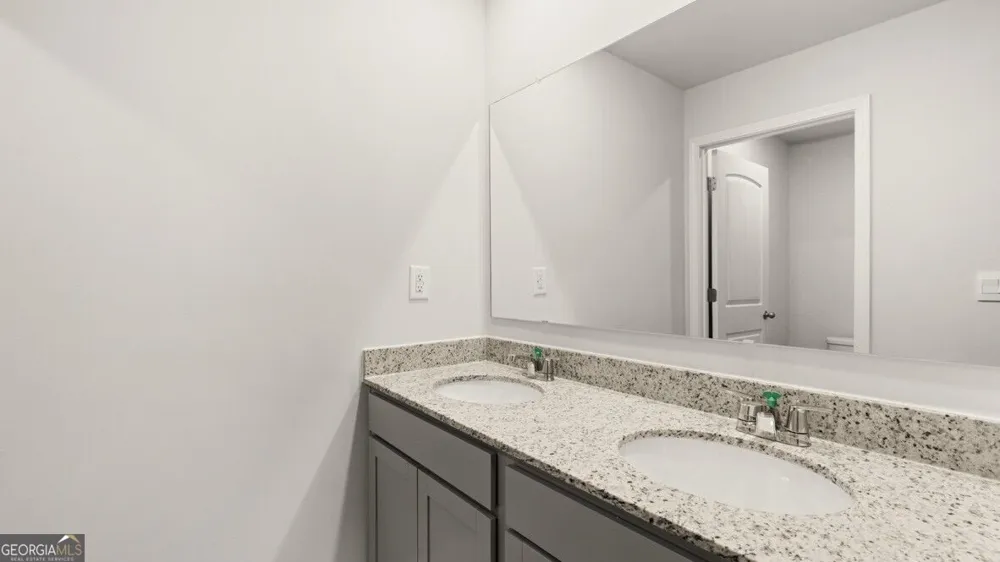 8156 Coldstream DR Fairburn, GA 30213