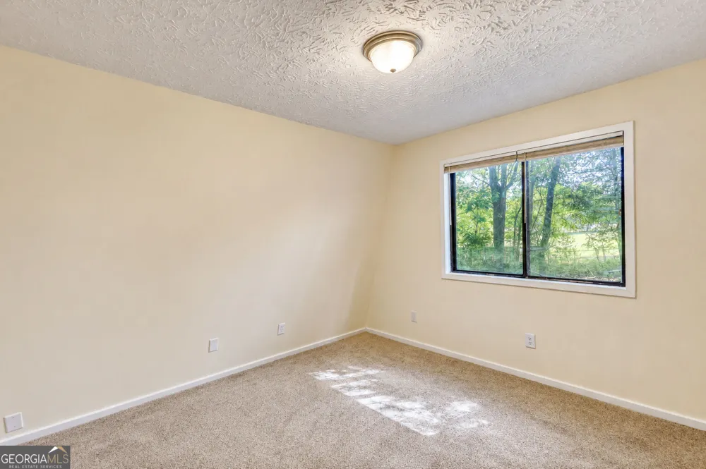 555 Freeman DR Athens, GA 30601
