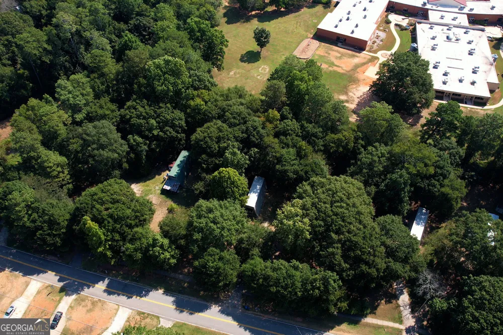 555 Freeman DR Athens, GA 30601