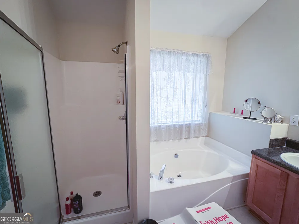 1901 Oakbluff DR Austell, GA 30106