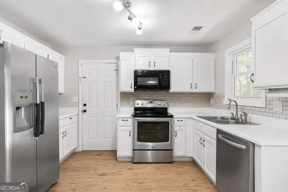 5775 River Ridge LN Buford, GA 30518