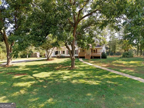 8 Perry Farm RD SW