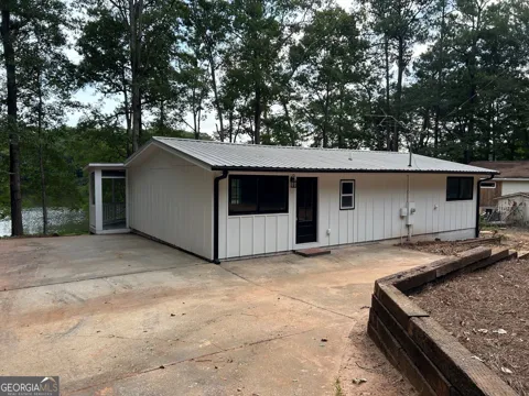 111 Dogwood CIR