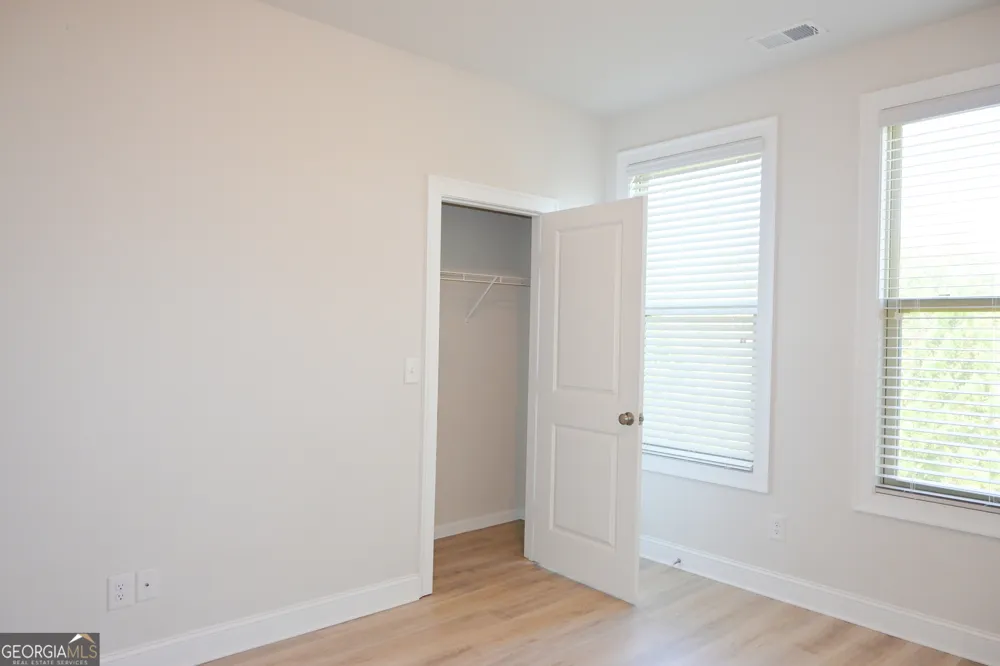 1758 Glenview Park CIR NE Duluth, GA 30097