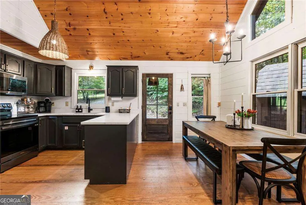 120 Brookhaven TRL Blue Ridge, GA 30513
