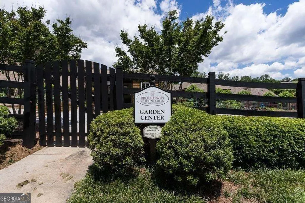 11127 Brookhavenclub DR Johns Creek, GA 30097