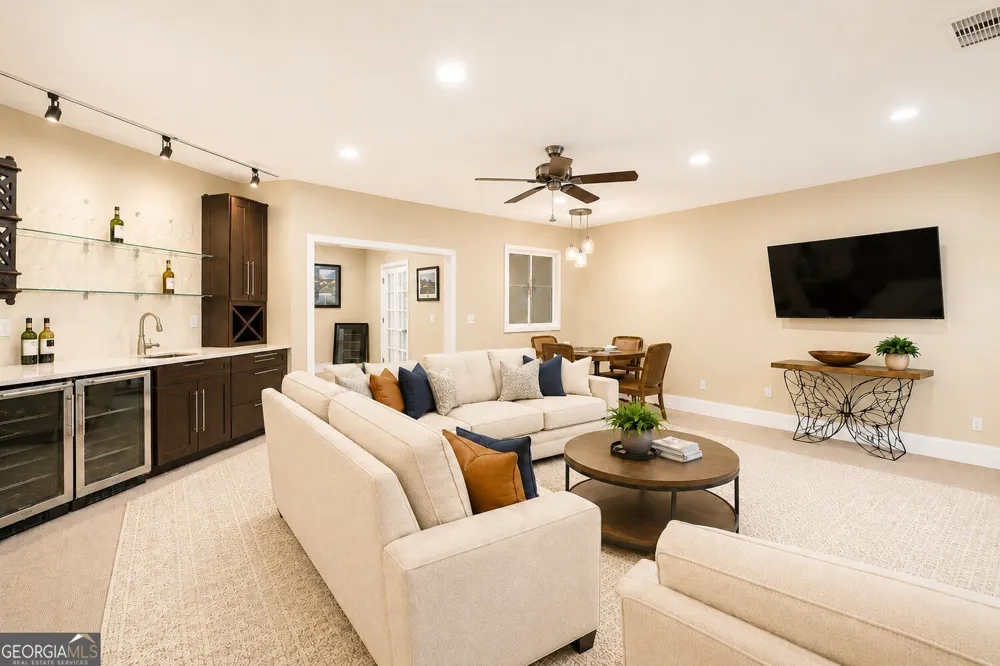 11127 Brookhavenclub DR Johns Creek, GA 30097