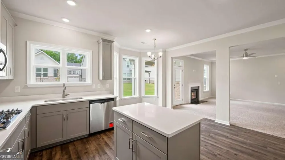 13623 Whitman LN Covington, GA 30014