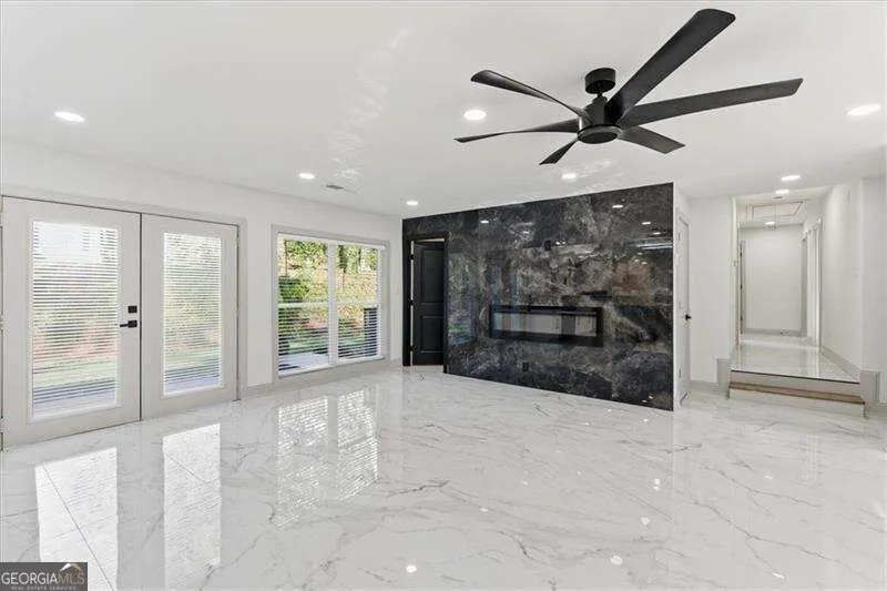 2281 FOX HOUND PKWY Marietta, GA 30062