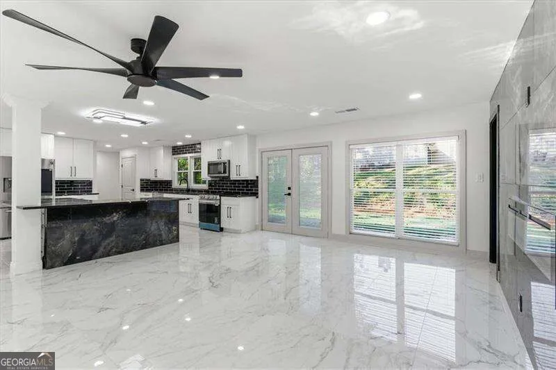 2281 FOX HOUND PKWY Marietta, GA 30062