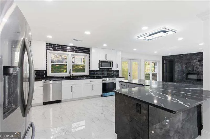 2281 FOX HOUND PKWY Marietta, GA 30062