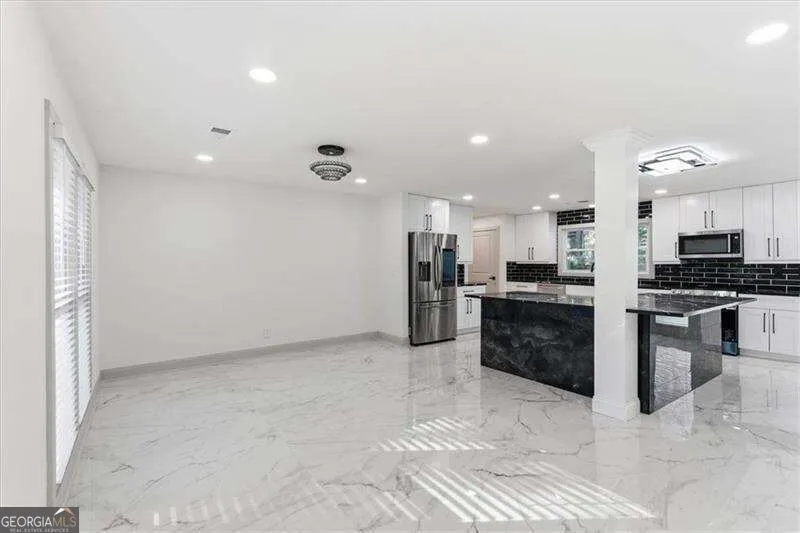 2281 FOX HOUND PKWY Marietta, GA 30062