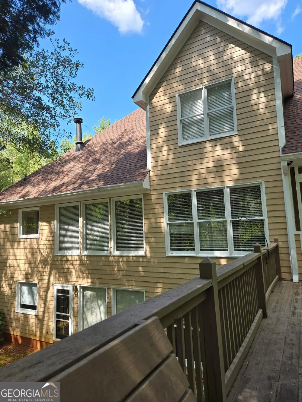 1320 Barnett RDG Athens, GA 30605