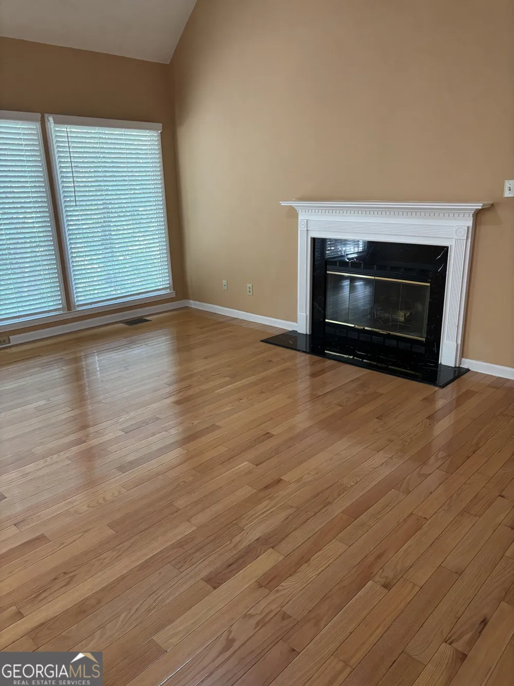 1320 Barnett RDG Athens, GA 30605