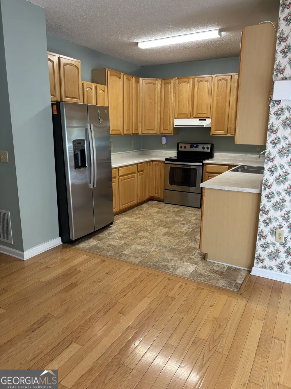1320 Barnett RDG Athens, GA 30605