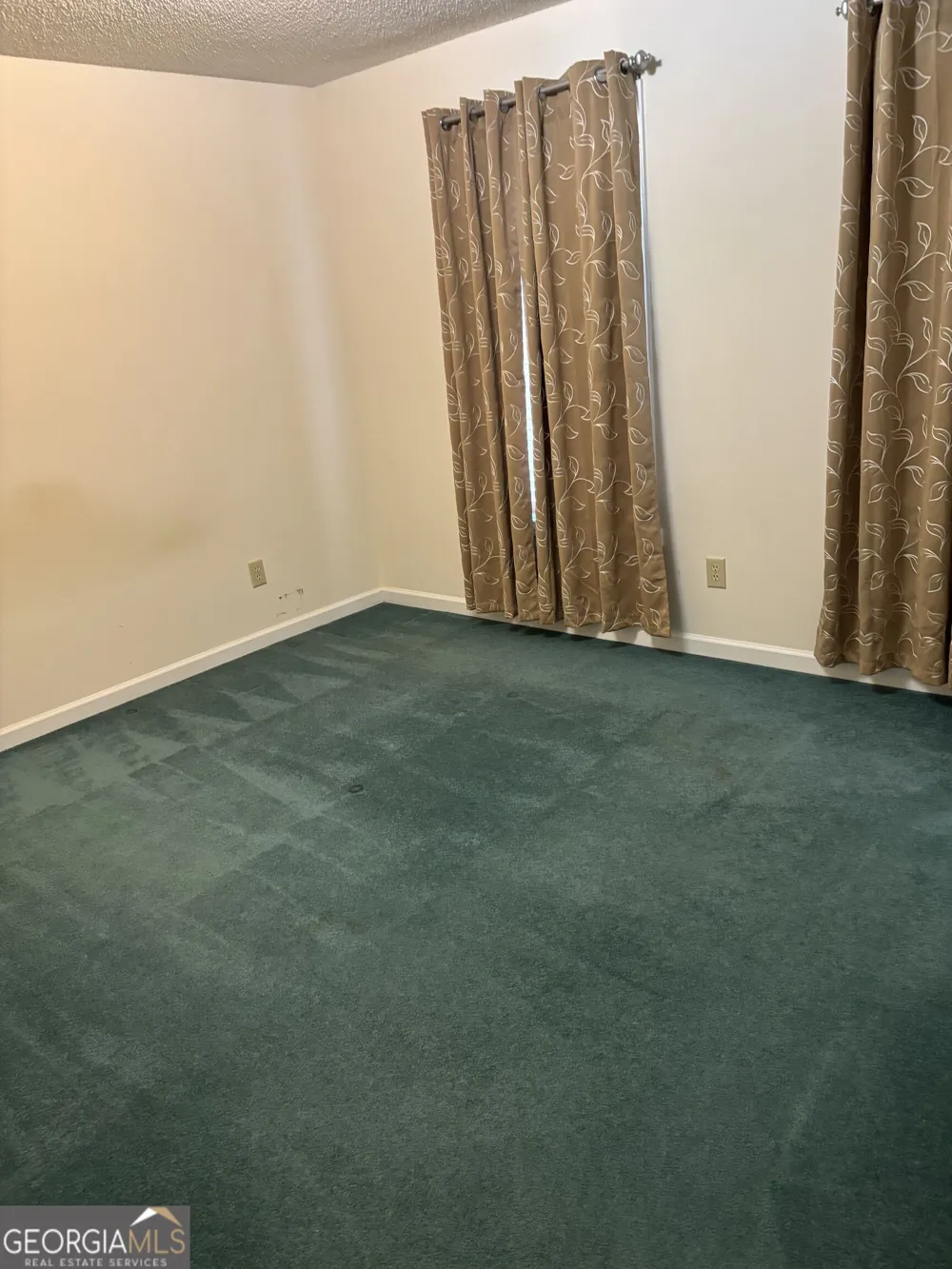 1320 Barnett RDG Athens, GA 30605