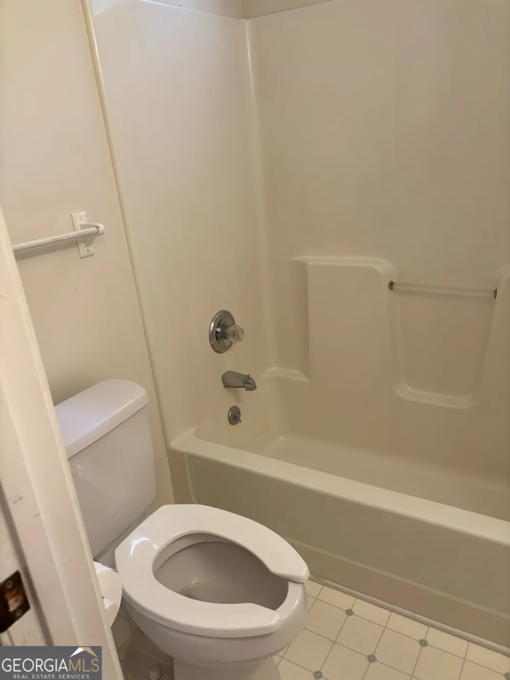 1320 Barnett RDG Athens, GA 30605